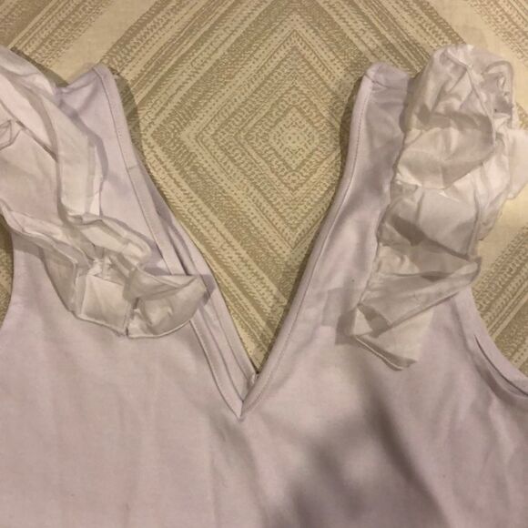 H&M White V Neck Ruffle Tank Top - Picture 4 of 6